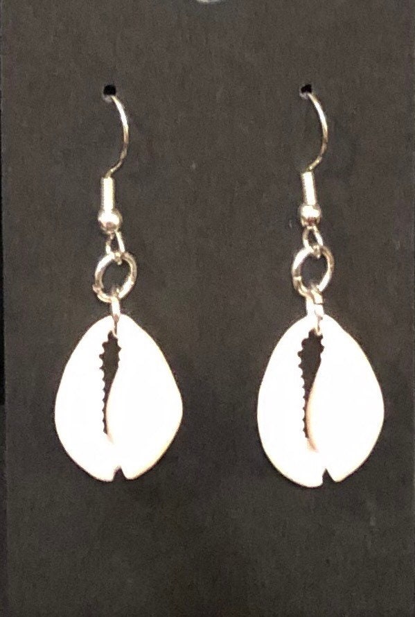 Tiye's Favorite Oshun Cowry Shell Choker Set | African Cowry Shell Choker Set | African Jewelry Set | Tribal & Ethnic | Afrocentric