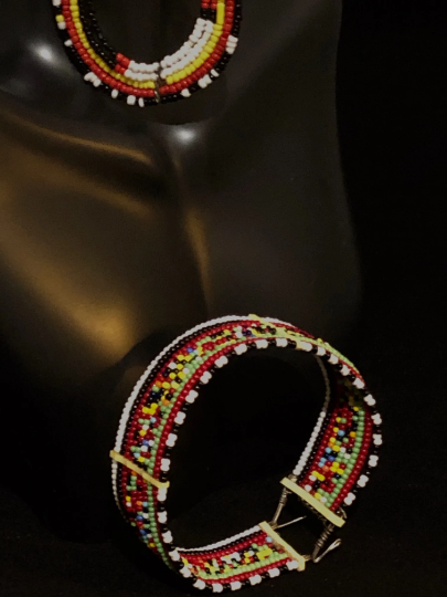 Maasai Beaded Bracelet, Clip-On | East African Clip-on Bracelet | Nile Valley Bracelets | Tribal & Ethnic | Afrocentric